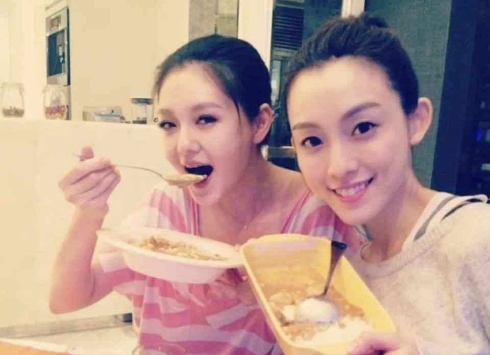 Cuộc gọi cuối cùng của Từ Hy Viên trước khi rút ống thở- Ảnh 3. Cuộc gọi cuối cùng của Từ Hy Viên trước khi rút ống thở- Ảnh 3.