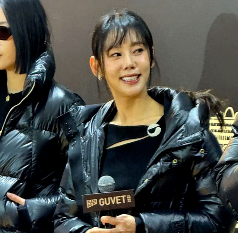 Chị Đẹp 2 lần bị chồng phản bội bất ngờ xuống sắc, mặt mũi sưng húp, miệng méo xệch gây sốc- Ảnh 1. Chị Đẹp 2 lần bị chồng phản bội bất ngờ xuống sắc, mặt mũi sưng húp, miệng méo xệch gây sốc- Ảnh 1.