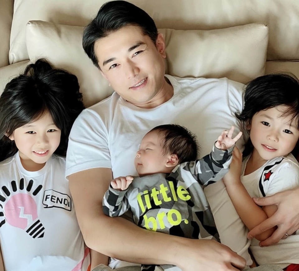 Từng làm khuynh đảo màn ảnh, nam diễn viên giờ