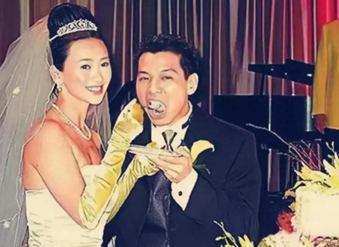 641-25-17461520154111403327419-1746155319492-17461553196532052541521 "Hoa hậu đóng phim nóng" thông báo ly thân chồng doanh nhân, sống cô độc trong biệt thự bạc tỷ 641 25 17461520154111403327419 1746155319492 17461553196532052541521