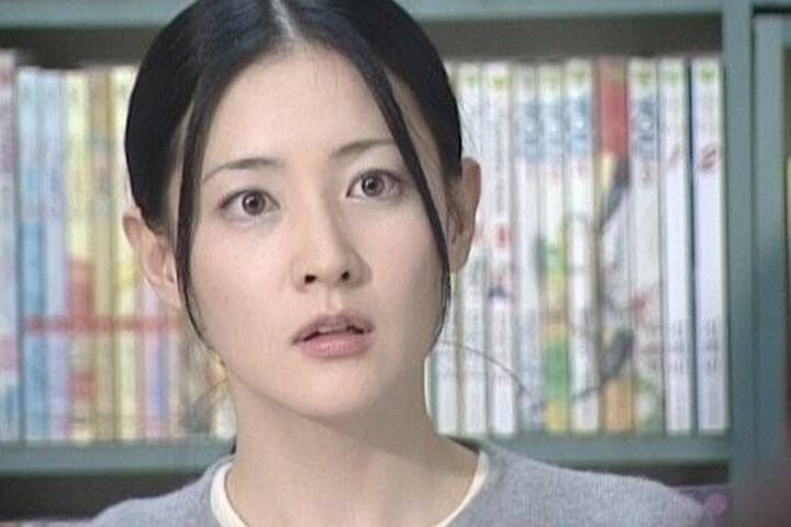 Ngoài phim Nàng Dae Jang Geum, Lee Young Ae còn xinh đẹp rung động lòng người với tạo hình hiện đại, đẳng cấp