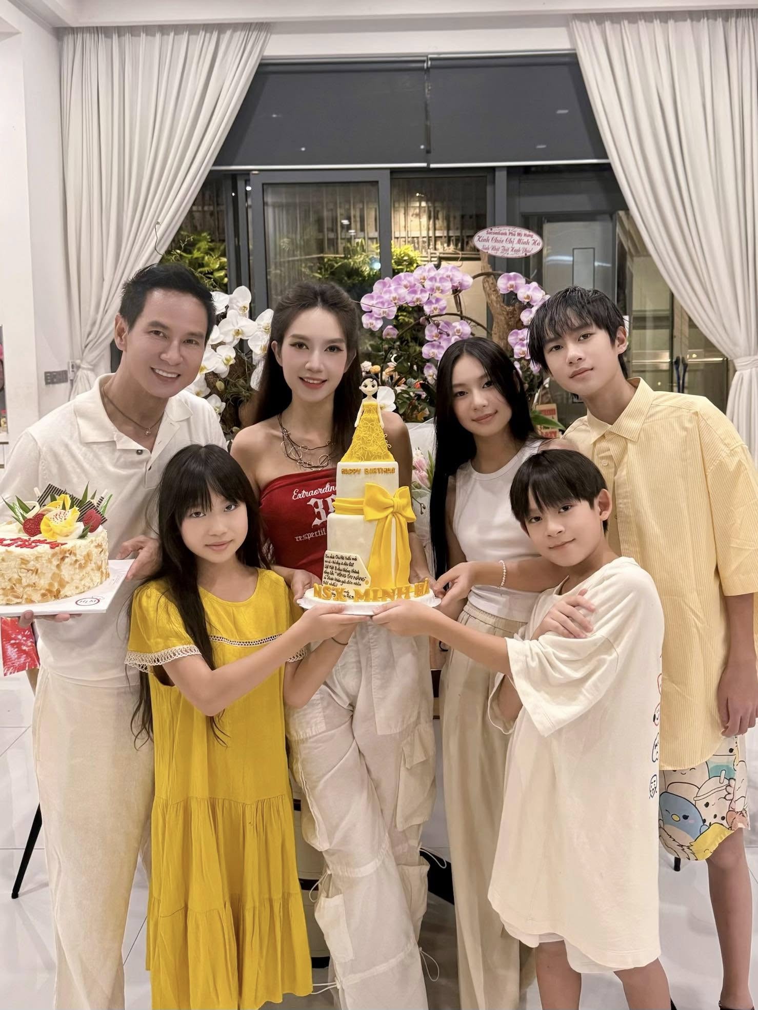 Clip con trai Lý Hải khóc mếu máo giữa sự kiện, Minh Hà phải có động thái gấp- Ảnh 4.