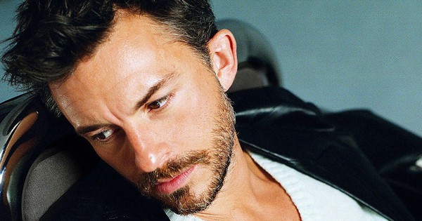 Chân dung người đàn ông quyến rũ nhất 2025 26 Chân dung người đàn ông quyến rũ nhất 2025 6a78a718db6438bfe0968e4758a965b0 1762256908017 1762256908214256855026 138 0 808 1280 crop 1762257224359640241398jpg