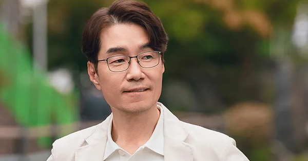 Xót xa hình ảnh cuối cùng của nam diễn viên Hàn vừa đột ngột qua đời bất thường trong ô tô 6aaho5ipig6k96srpzbmsaddnfdigxri 1754278904311 17542789045082110561811 69 0 418 666 crop 17542789924872049634228png