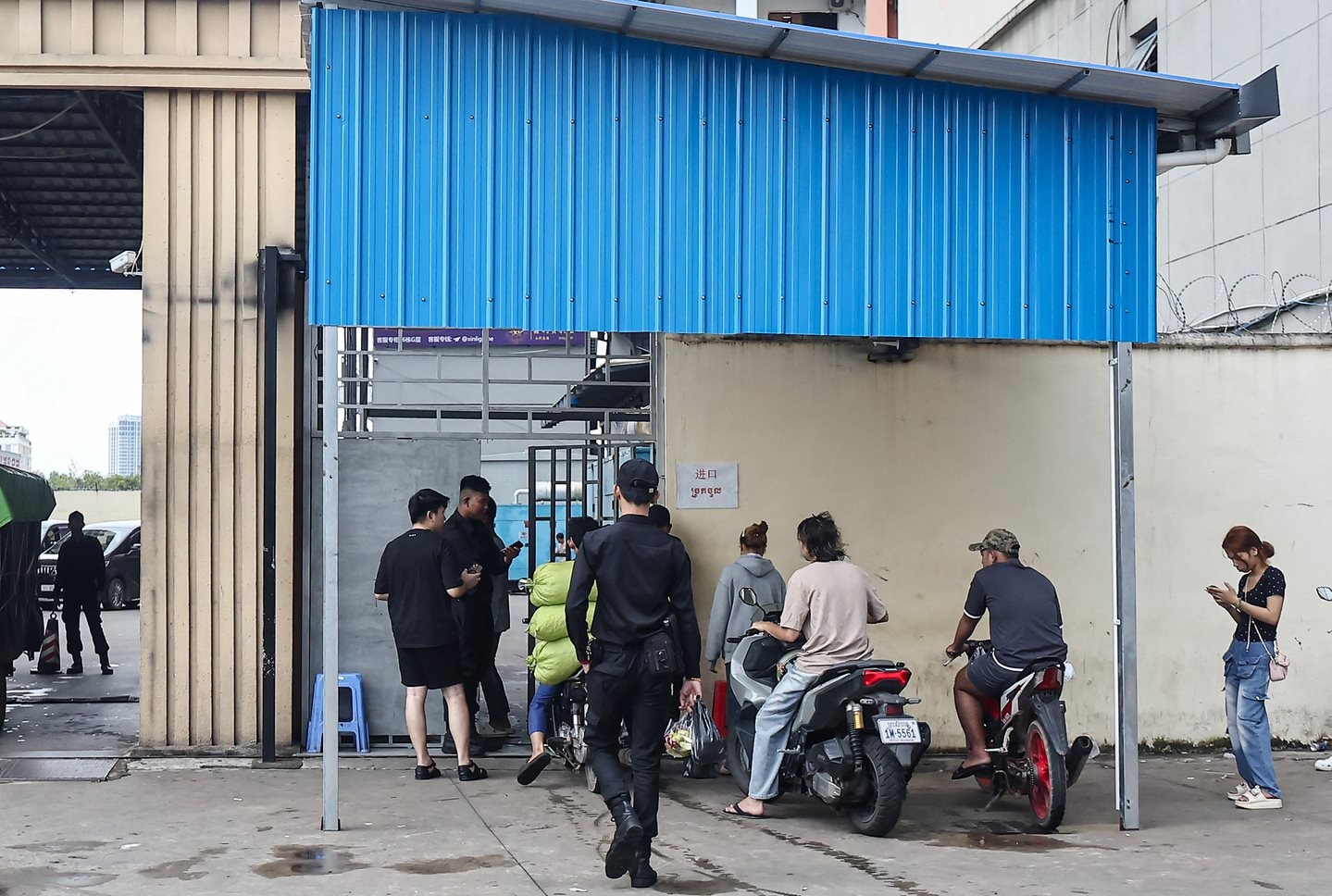 "Cạn lời" với một số thanh niên Hàn Quốc: Vừa mới cứu khỏi trại lừa đảo Campuchia, hôm sau quay lại luôn 6b4589ca e53e 4f73 969c 88e6e22fbe87 1761032448200 1761032448683716025268