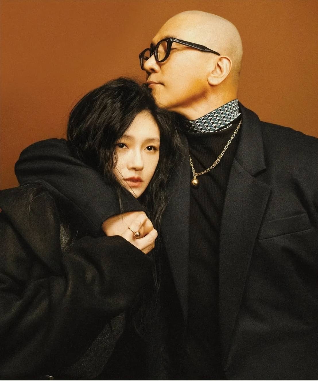 Tranh cãi quyền nuôi con Từ Hy Viên: Em gái nữ diễn viên sợ gánh nặng, Uông Tiểu Phi đòi từ mặt nhưng vẫn phải