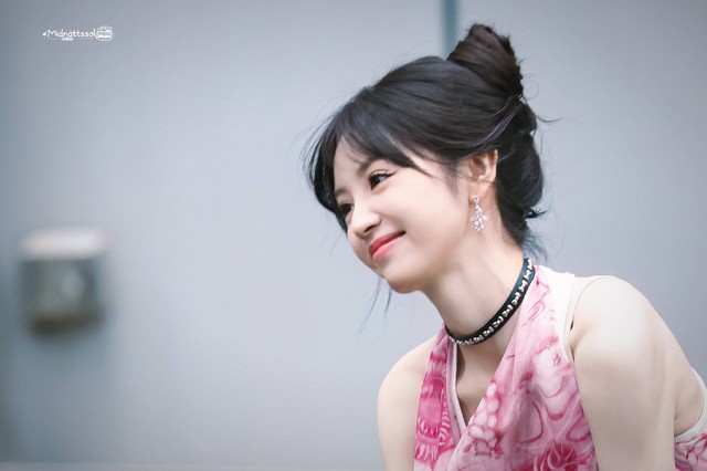 Mỹ nhân Trung Quốc tuyên truyền phim mới mà đẹp hết phần thiên hạ, style mướt mắt không thể không khen- Ảnh 8. Mỹ nhân Trung Quốc tuyên truyền phim mới mà đẹp hết phần thiên hạ, style mướt mắt không thể không khen- Ảnh 8.