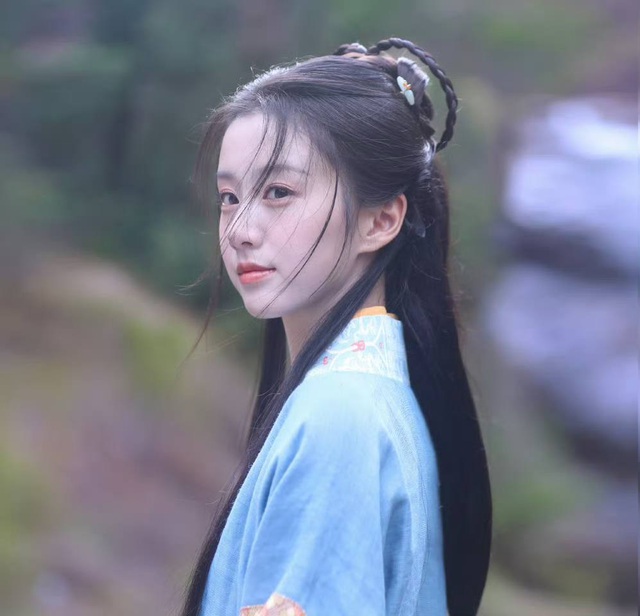 Nữ hiệp đẹp nhất Trung Quốc 2025: Visual cực phẩm nhân gian, thiếu nữ giang hồ xé truyện bước ra- Ảnh 9.