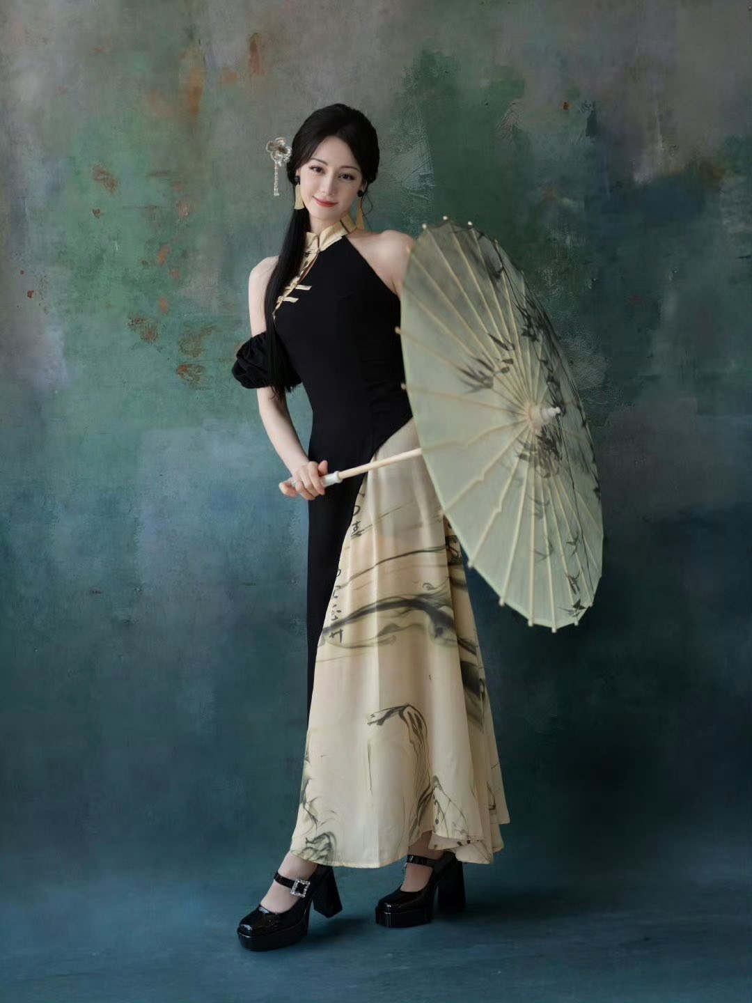 Mỹ nhân Trung Quốc không có đẹp nhất chỉ có đẹp hơn: Nụ cười làm điên đảo cả trời đất, đến sợi tóc cũng tuyệt đối điện ảnh- Ảnh 7. Mỹ nhân Trung Quốc không có đẹp nhất chỉ có đẹp hơn: Nụ cười làm điên đảo cả trời đất, đến sợi tóc cũng tuyệt đối điện ảnh- Ảnh 7.