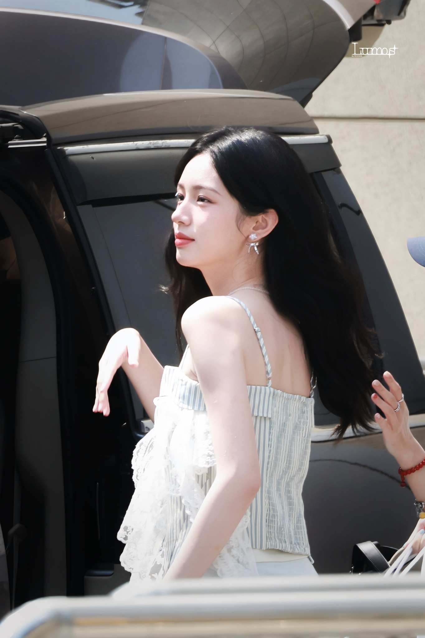 Mỹ nhân đẹp chấn động thế gian đi show thôi sao hot dữ vậy: Visual ngọt hơn chữ ngọt, xem khéo lại nghiện- Ảnh 6. Mỹ nhân đẹp chấn động thế gian đi show thôi sao hot dữ vậy: Visual ngọt hơn chữ ngọt, xem khéo lại nghiện- Ảnh 6.