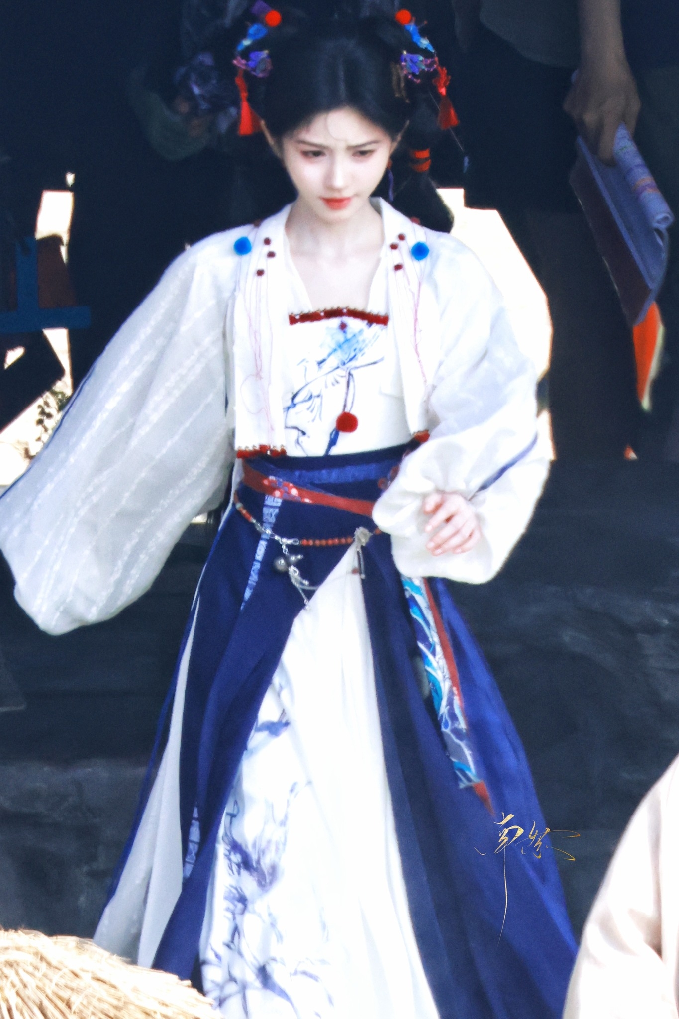 Khó tin mỹ nhân chỉ cao 1m45 lại được tung hô lên tận trời: Visual rung chuyển mọi giác quan, ngắm mà tim ngừng đập- Ảnh 9.