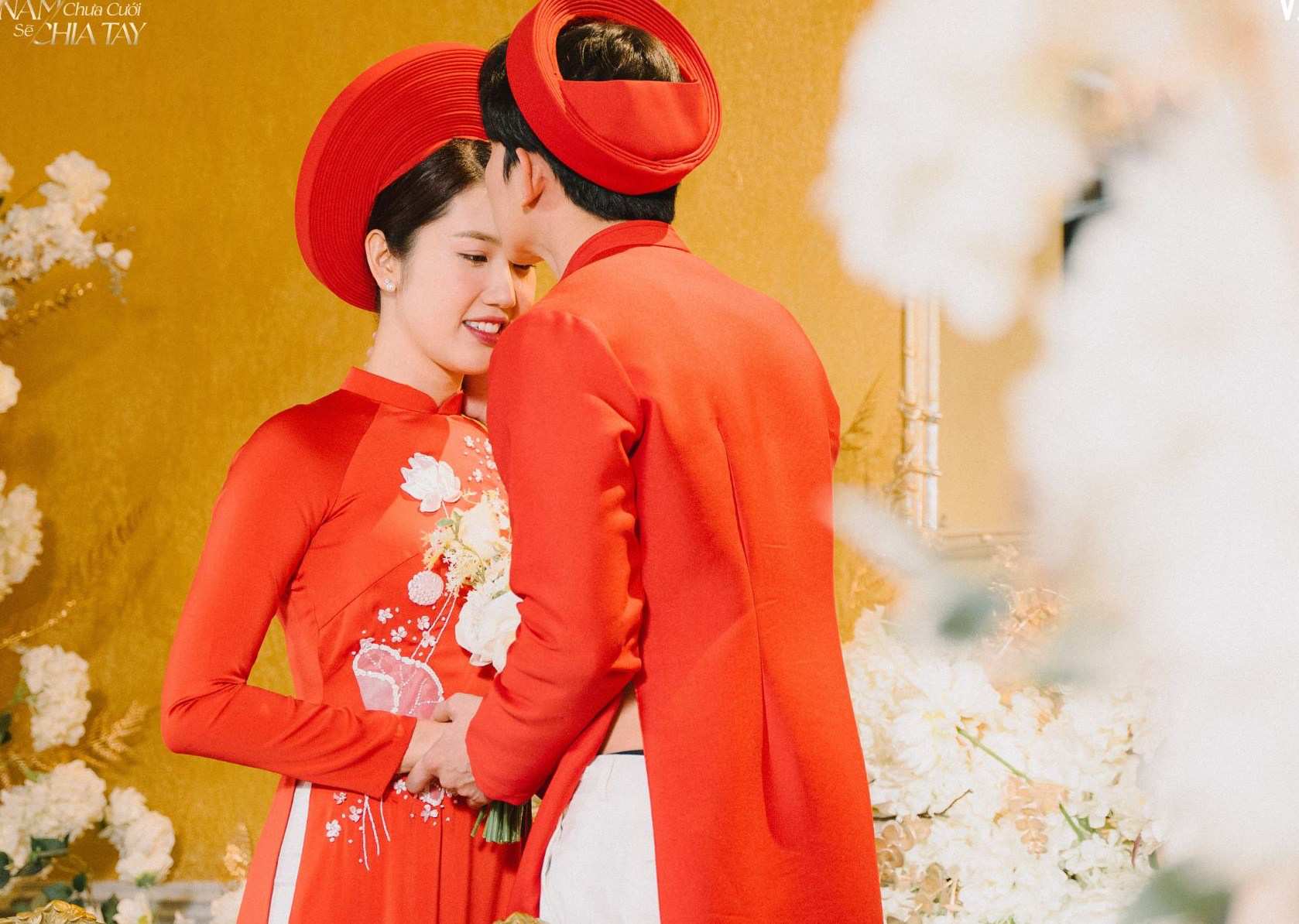 Cặp phim giả tình thật Vbiz rục rịch kết hôn, đàng gái có hành động trốn tránh khi bị dí trên sóng trực tiếp- Ảnh 3. Cặp phim giả tình thật Vbiz rục rịch kết hôn, đàng gái có hành động trốn tránh khi bị dí trên sóng trực tiếp- Ảnh 3.