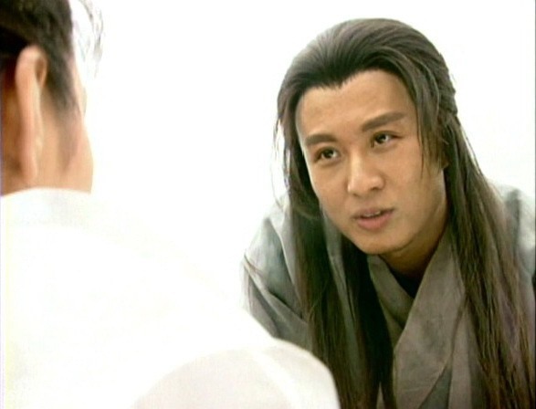 1 Hoa hậu tuyên bố ly hôn, chồng diễn viên mắc bê bối khiến vợ dằn mặt: