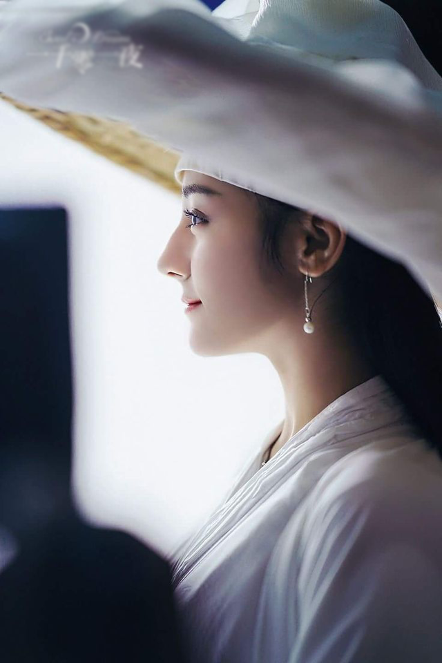10 mỹ nhân có góc nghiêng đẹp nhất Trung Quốc: Triệu Lộ Tư bét bảng, hạng 1 nhan sắc “thượng hạng 5 sao”- Ảnh 10.