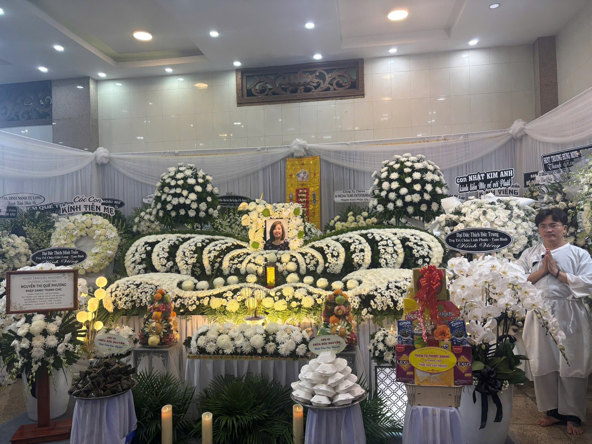 MC Đại Nghĩa chuẩn bị thất đầu tiên cho mẹ, thần sắc gây chú ý- Ảnh 6.