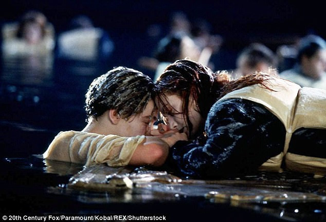 113 năm nhìn lại vụ đắm tàu Titanic: Thảm họa hàng hải kinh hoàng nhất lịch sử nhân loại và hàng nghìn thi thể vĩnh viễn chìm sâu- Ảnh 7. 113 năm nhìn lại vụ đắm tàu Titanic: Thảm họa hàng hải kinh hoàng nhất lịch sử nhân loại và hàng nghìn thi thể vĩnh viễn chìm sâu- Ảnh 7.