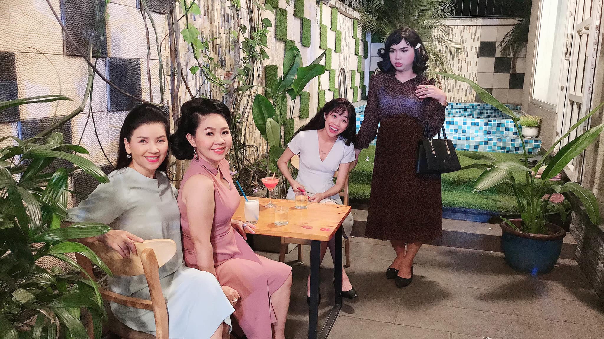 Hình ảnh mãi không được lên sóng của Ngọc Trinh, xem tới đâu là xót xa tới đó- Ảnh 4.