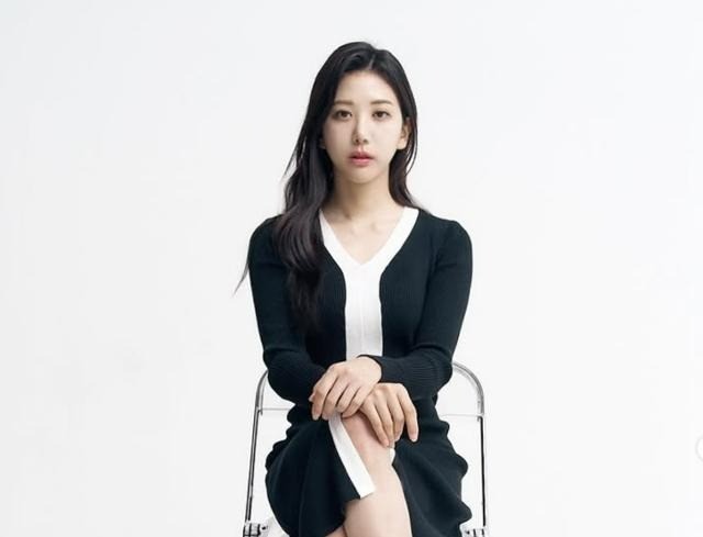 Thư tuyệt mệnh dài 17 trang của nữ MC thời tiết qua đời ở tuổi 28- Ảnh 1.