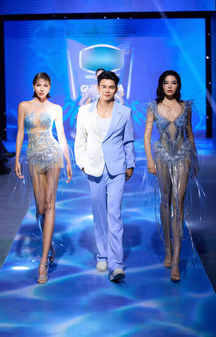 Hoa hậu Kỳ Duyên đối đãi Thiên Ân y hệt như với Minh Triệu trước đây- Ảnh 12.