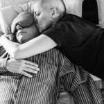 Bộ ảnh con gái chụp bố mẹ khiến người xem bật khóc 8 1635769806344401620395 1752827534882378026641 0 0 406 650 crop 17528275773271797539583 1752833523830 1752833524400914158442 0 1 477 764 crop 1752833552920589634160jpg