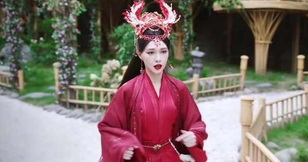 Phim Trung Quốc cực hay nhưng "đứt gánh" vì thẩm mỹ đuổi khán giả: "Cặp sừng" nhấn chìm nhan sắc nữ chính, bị mỉa mai "cổ trang Y2K" 8 174417513960062849378 1744209727000 1744209727229454370200 66 0 406 650 crop 17442098095521682454668jpg