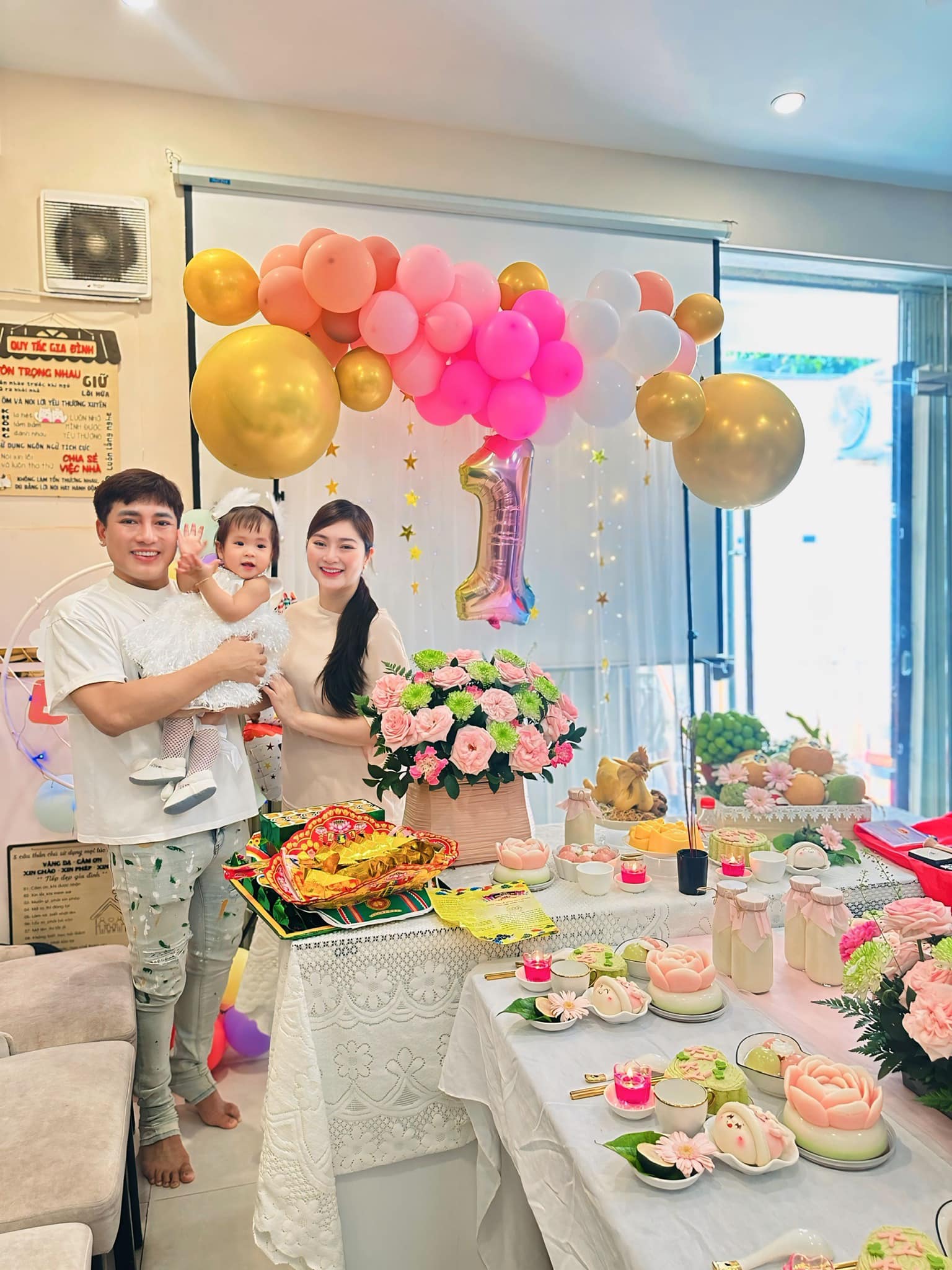 "Sao cứ đăng hình chồng con lên hoài vậy?" - Thanh Trúc đáp đúng một câu mà ai làm mẹ cũng hiểu 8 1751898632260414843509 1751937289344 17519372895211235627209