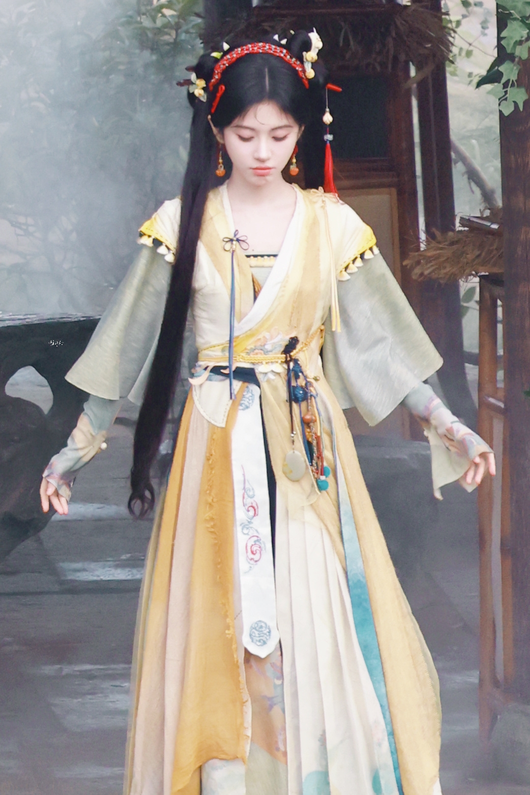 Khó tin mỹ nhân chỉ cao 1m45 lại được tung hô lên tận trời: Visual rung chuyển mọi giác quan, ngắm mà tim ngừng đập- Ảnh 10.