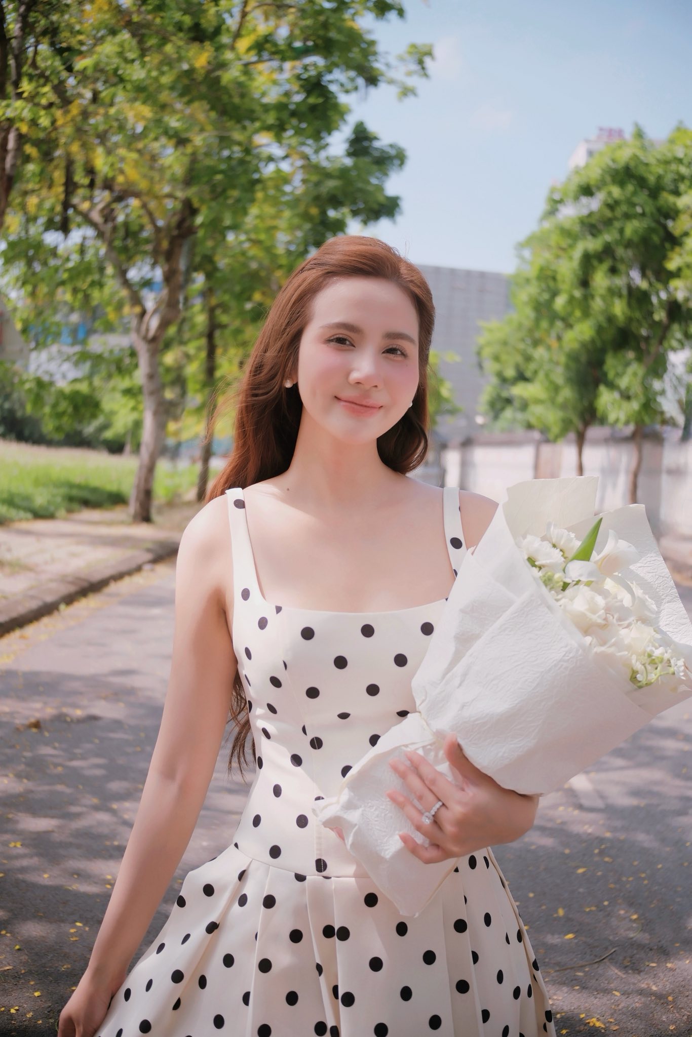 Mỹ nhân Vbiz làm mẹ đơn thân sở hữu khối tài sản khủng, nói gì trước nghi vấn khi mặc váy cưới?- Ảnh 5. Mỹ nhân Vbiz làm mẹ đơn thân sở hữu khối tài sản khủng, nói gì trước nghi vấn khi mặc váy cưới?- Ảnh 5.