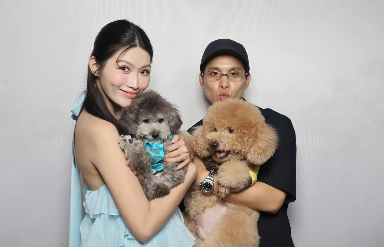 Á hậu Việt lộ dấu hiệu mang thai sau lễ dạm ngõ với bạn trai doanh nhân?- Ảnh 1. Á hậu Việt lộ dấu hiệu mang thai sau lễ dạm ngõ với bạn trai doanh nhân?- Ảnh 1.