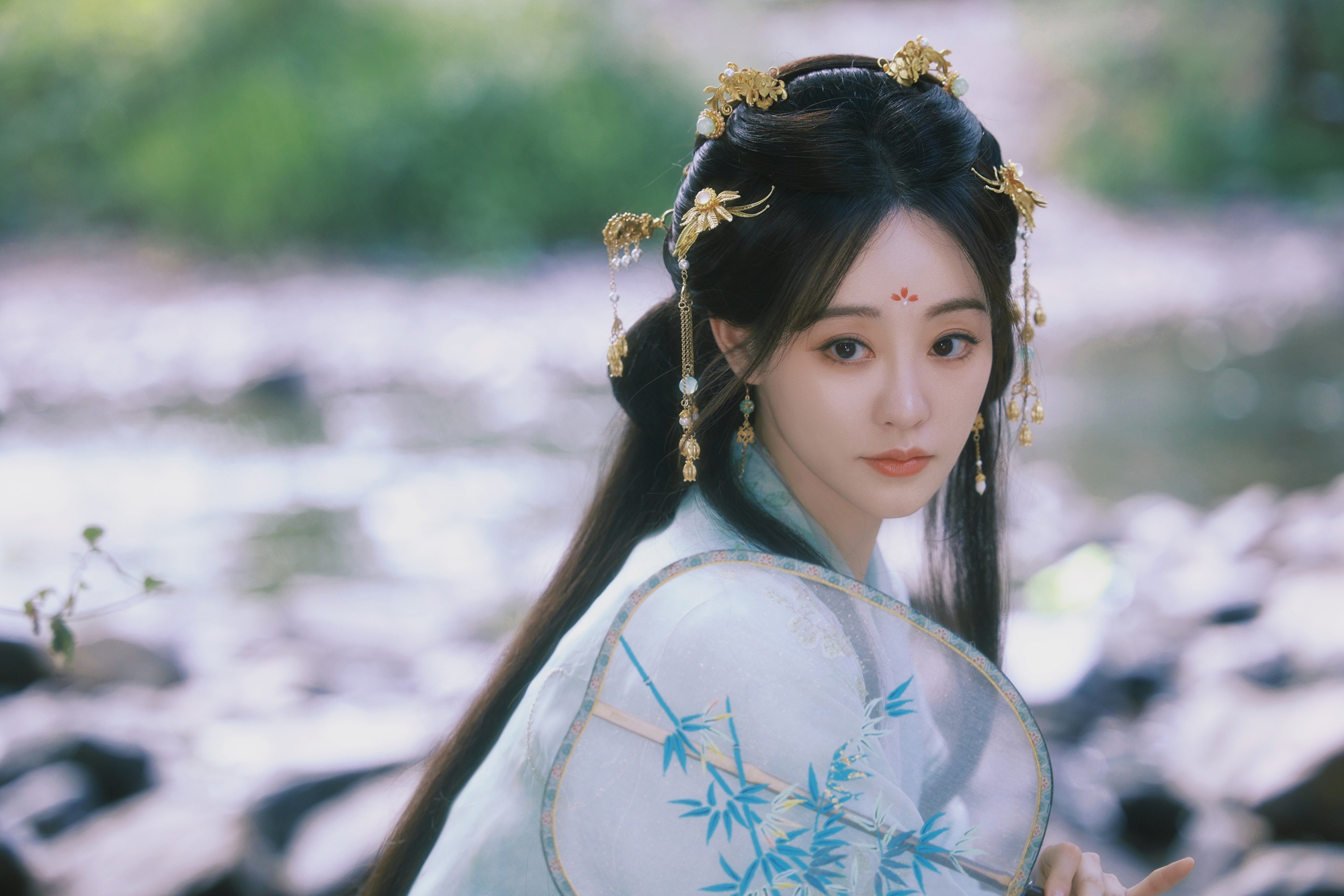 Mỹ nhân cổ trang tự nhận mình là