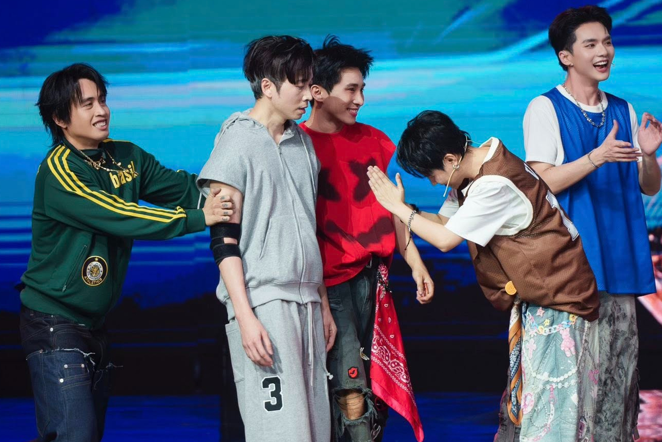 Tình trạng đáng lo của Karik- Ảnh 2. Tình trạng đáng lo của Karik- Ảnh 2.