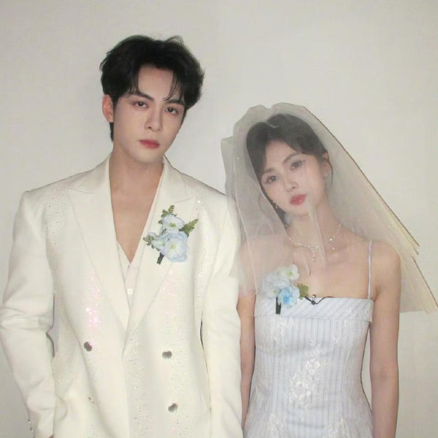 Cô dâu chú rể đẹp nhất Trung Quốc hiện tại: Visual nét căng, chemistry cực soft ngắm là