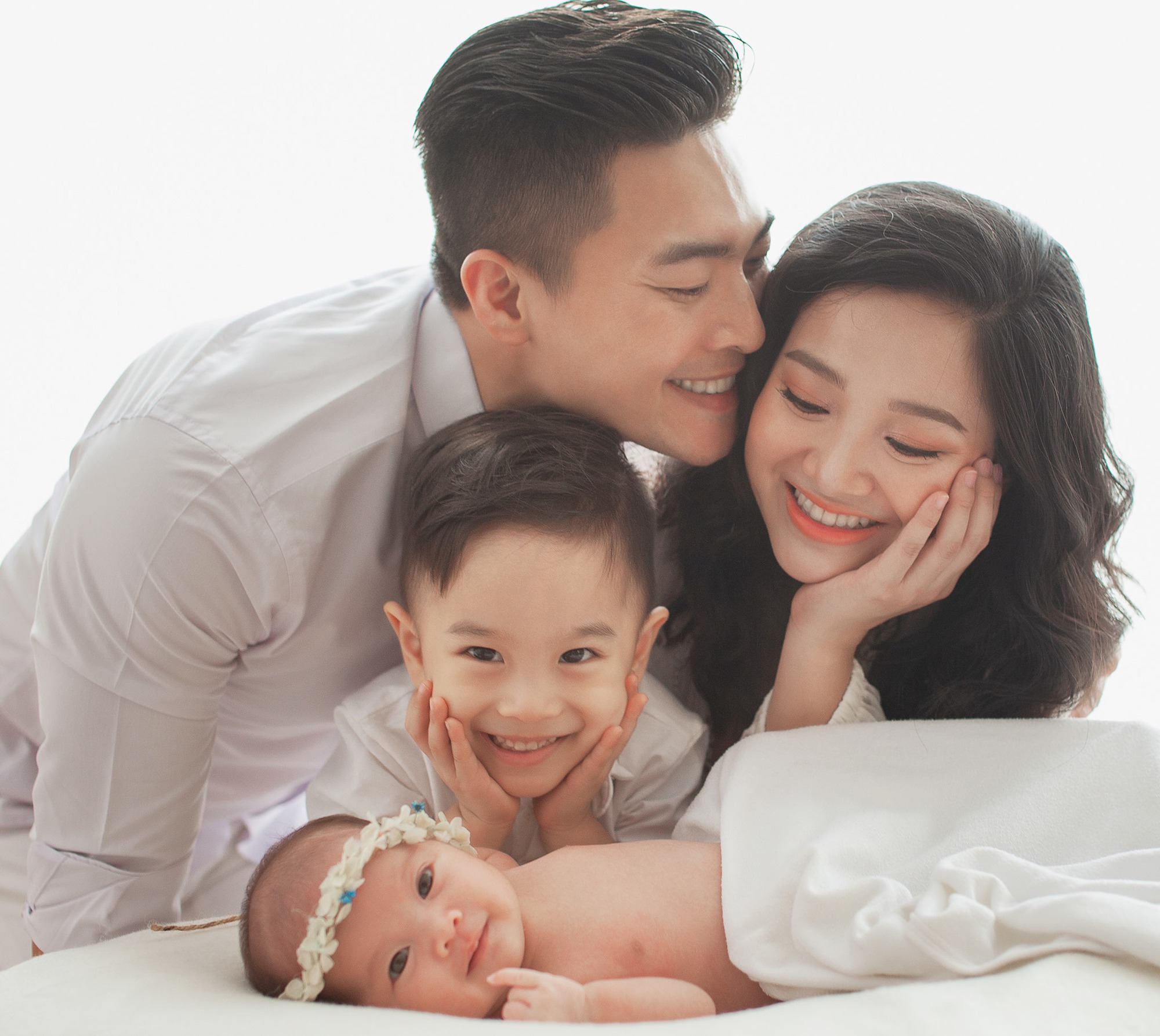 Ai là MC duy nhất của HTV tác nghiệp trên trực thăng của không quân Việt Nam?- Ảnh 6.