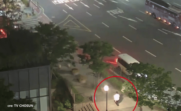 Lộ diện thế lực dồn ép Suga (BTS) đến tình thế ngàn cân treo sợi tóc trong bão tẩy chay- Ảnh 3.