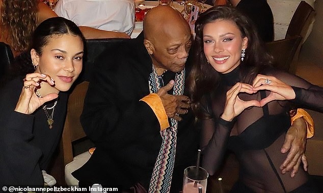 Đắng lòng cảnh dâu trưởng Beckham