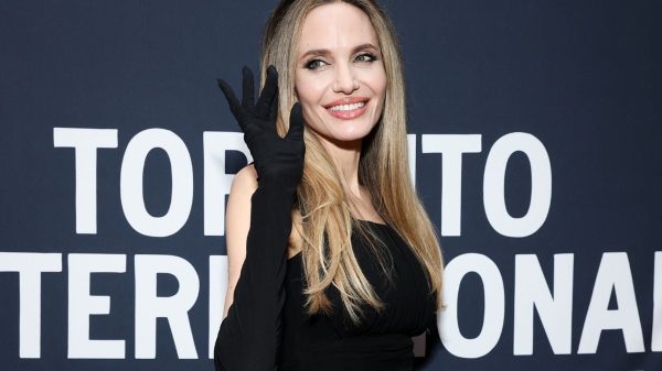 Sao Nữ Angelina Jolie Trở Lại Với Phim Gangster Đầu Tiên Sau 27 năm, Hợp Tác Nữ Đạo Diễn Đình Đám 925 420 4 klapjpg