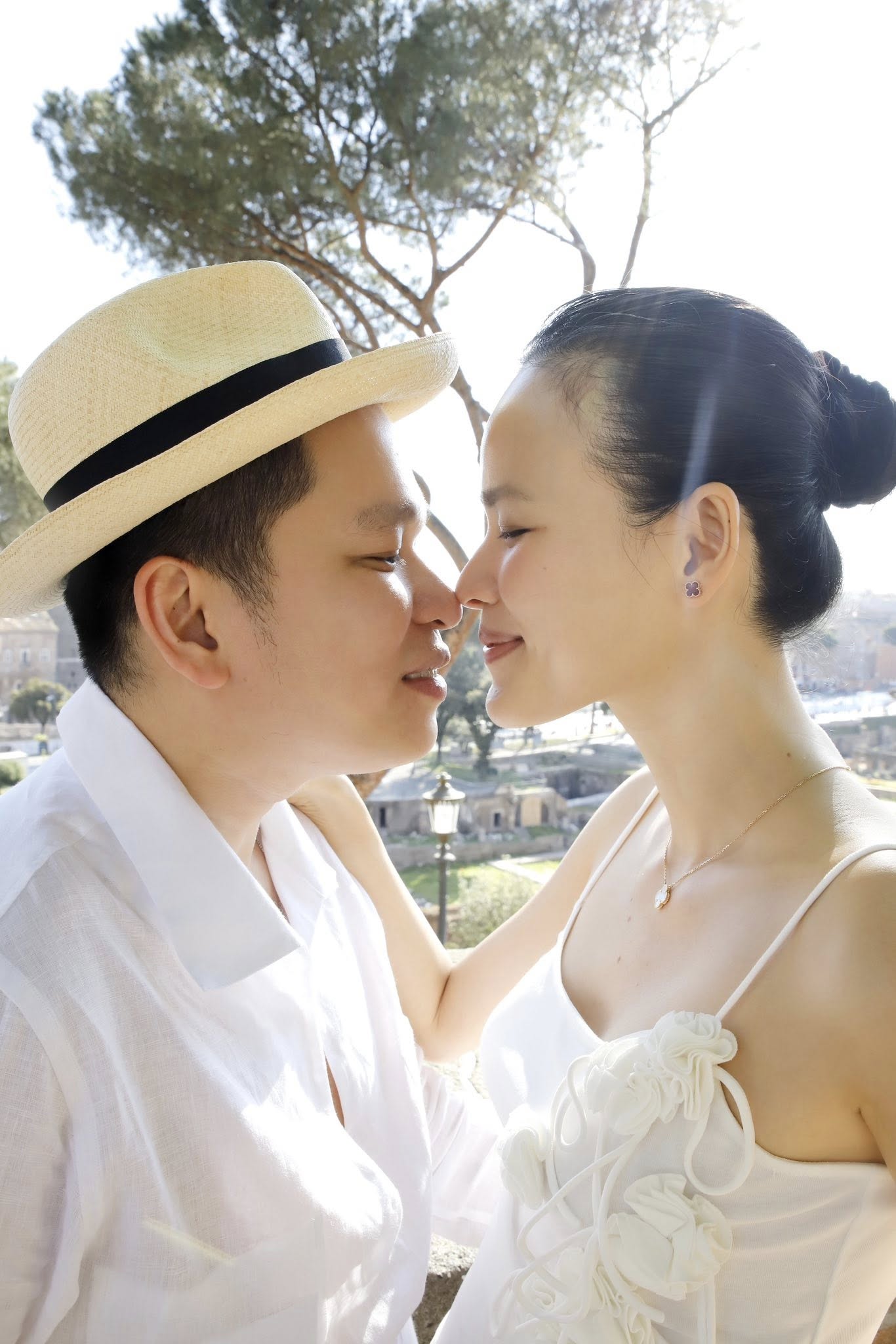 Đã tìm ra mẹ bầu slay nhất Vbiz hiện tại, nhìn loạt ảnh tại Ý là rõ lý do!- Ảnh 6.