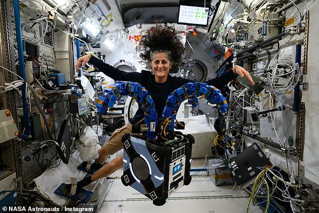 2 phi hành gia mới trở lại Trái Đất: Trạng thái già đi trông thấy, có thể sẽ mất đi một chức năng cơ bản vì mặt tối ít ai biết của