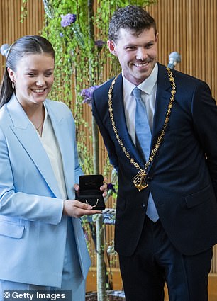 Choáng ngợp trước tiệc sinh nhật 18 tuổi của Công chúa châu Âu: Không khí cổ tích tràn ngập từ đầu đến chân- Ảnh 9.