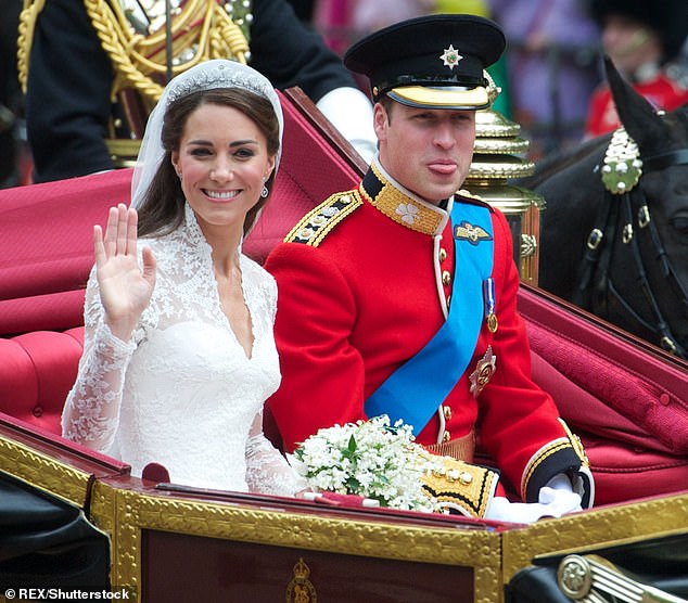 Vương phi Kate và mẹ chồng Diana: Hai nàng dâu Hoàng gia, hai sắc thái trái ngược trong ngày cưới- Ảnh 3.