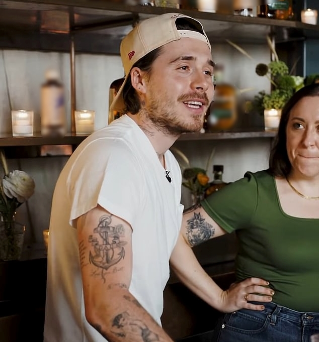 Con cả bất hiếu trả đũa cực hiểm David Beckham trong lúc bố nhập viện- Ảnh 3.