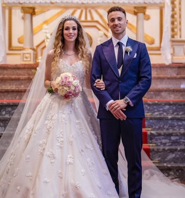 Nhân chứng bàng hoàng kể lại khoảnh khắc tiền đạo Diogo Jota tử nạn, tiết lộ thêm nhiều chi tiết đau lòng- Ảnh 2.