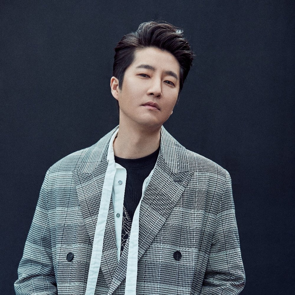 Sao nam hàng đầu lên bản tin truyền hình vì liên quan đến 1 vụ hành hung, tung cú đá chấn động showbiz- Ảnh 3. Sao nam hàng đầu lên bản tin truyền hình vì liên quan đến 1 vụ hành hung, tung cú đá chấn động showbiz- Ảnh 3.