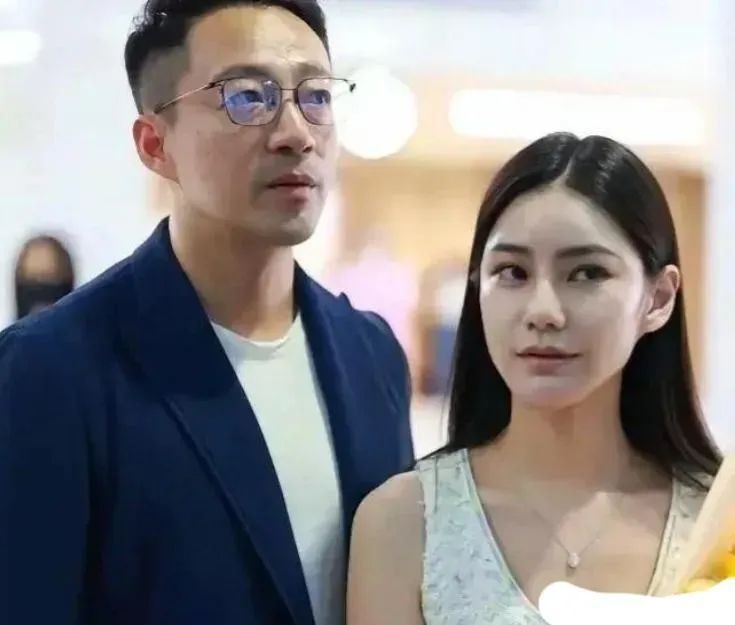 Chồng cũ cưới hot girl sau 3 tháng Từ Hy Viên qua đời: Cbiz tẩy chay gắt đám cưới khiến Uông Tiểu Phi