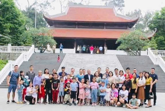 9f1a0f92d78d61d3389c-1752056419-100-width574height385 Đại gia đình chi 200 triệu, đưa 60 người vi vu khắp Quảng Trị - 11