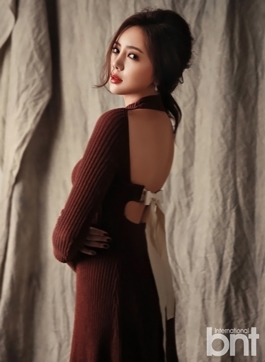 10 nữ hoàng cảnh nóng đẹp nhất Hàn Quốc: Sốc nhất là Son Ye Jin, số 1 sexy không ai sánh bằng- Ảnh 10.