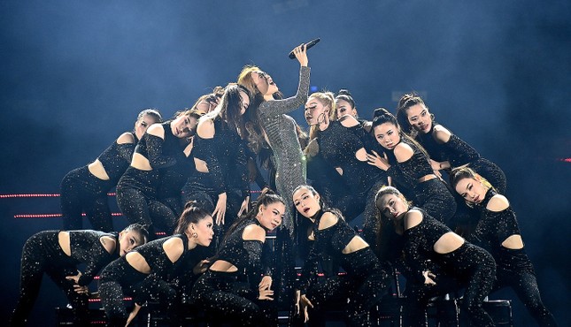 Thời của nghệ sĩ toàn năng- Ảnh 1.