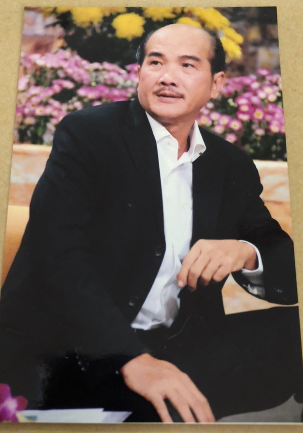 Nam nghệ sĩ Việt nổi tiếng: Tuổi 70 ở nhà thuê dù con cái ở Mỹ cực giàu- Ảnh 1. Nam nghệ sĩ Việt nổi tiếng: Tuổi 70 ở nhà thuê dù con cái ở Mỹ cực giàu- Ảnh 1.