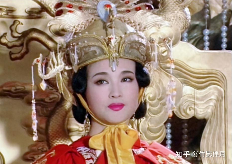 "Võ Tắc Thiên kinh điển nhất" cả đời lắm thị phi, 75 tuổi vẫn yêu "hồng hài nhi" a14 1743520105803 1743520114084621540279