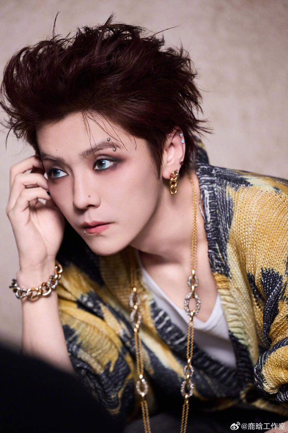 Kiếp nạn của các sao nam: Buộc phải “đánh nền kẻ mắt”, giảm cân tới kiệt quệ- Ảnh 2.